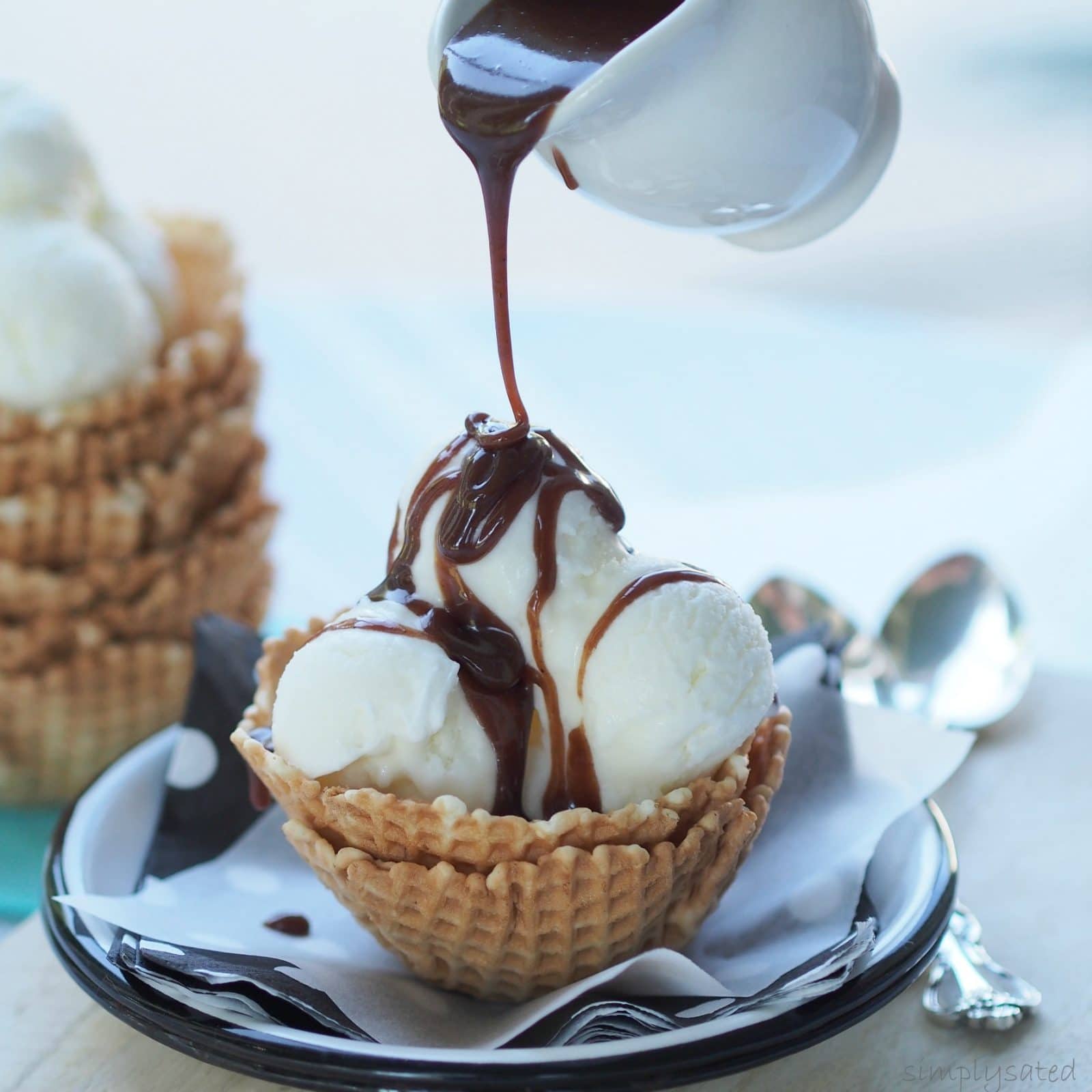 Homemade Vanilla Ice Cream - easy, no bake and delicious! www.simplysated.com
