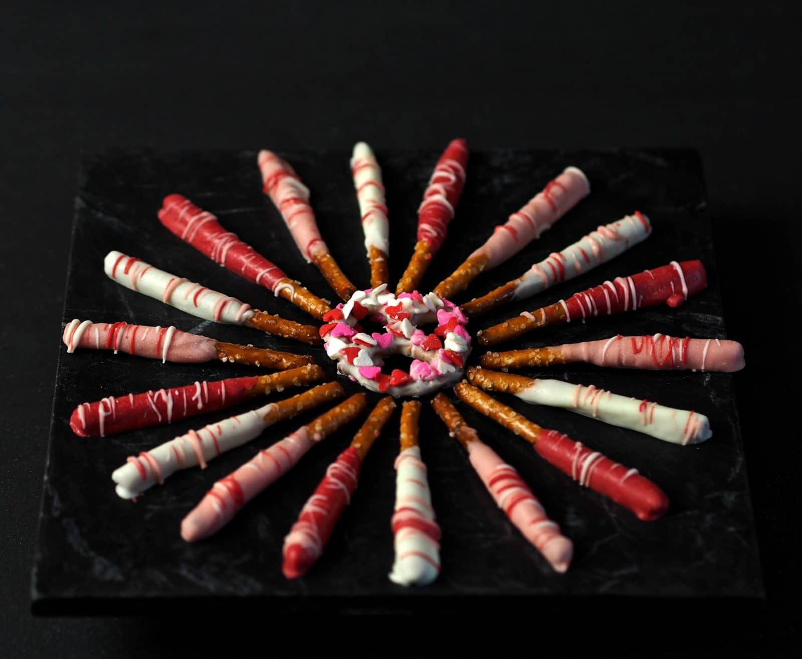 Holiday White Chocolate Pretzels - an easy, tasty and cute treat for any occasion or holiday and for any time of the year. Choose the colors and have fun. simply sated