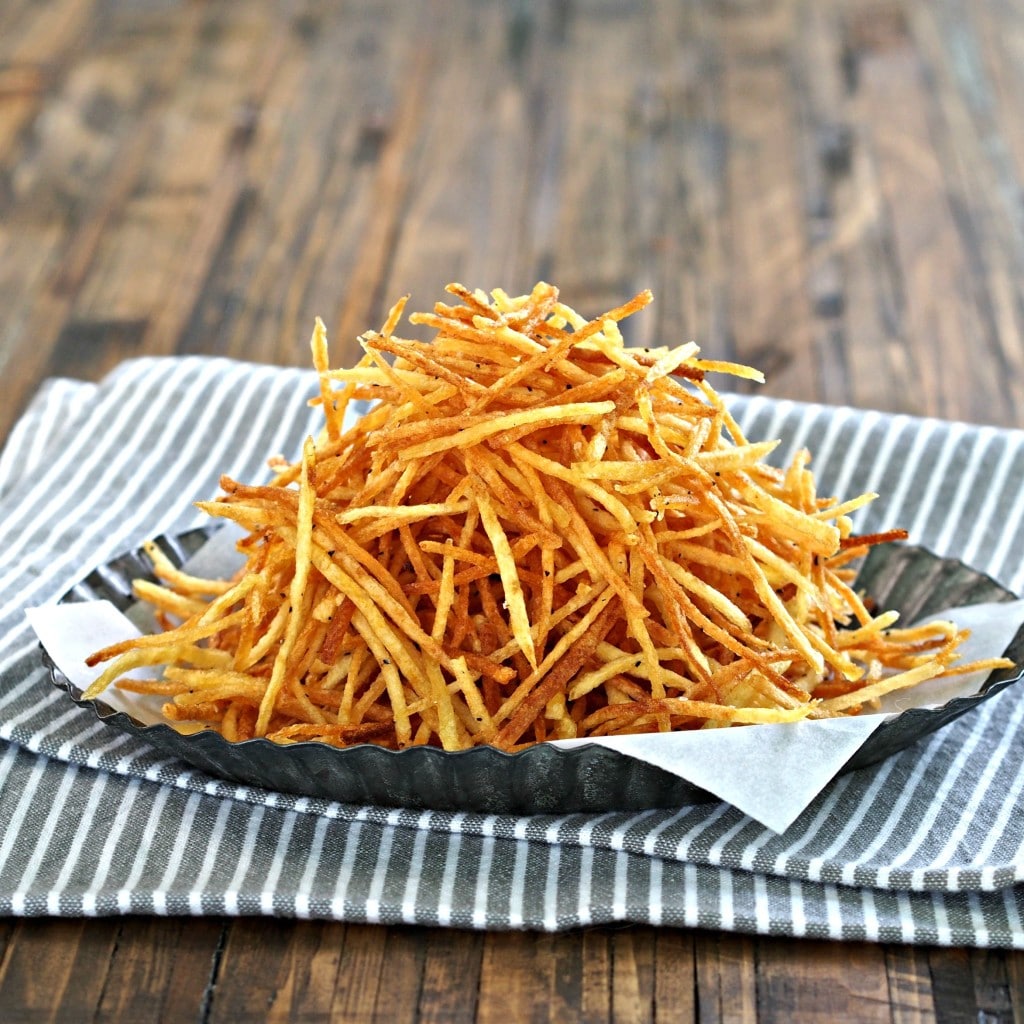 Shoestring Fries (Julienne Fries) - The Cookie Rookie